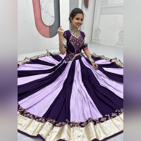 Purple Lehenga Choli for Women Indian Wedding Lehenga Dress Navratri & Party - Picture 8 of 10